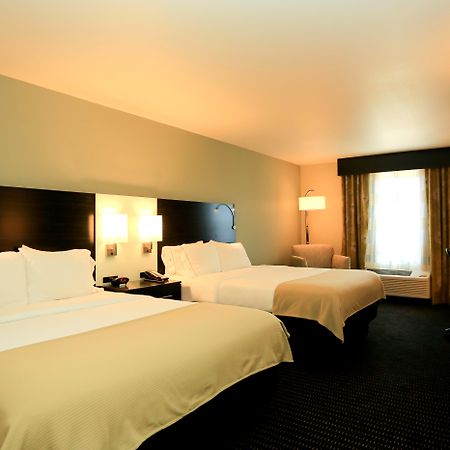 Holiday Inn Express & Suites Marion Northeast By Ihg Værelse billede