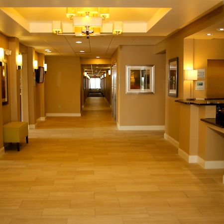 Holiday Inn Express & Suites Marion Northeast By Ihg Eksteriør billede