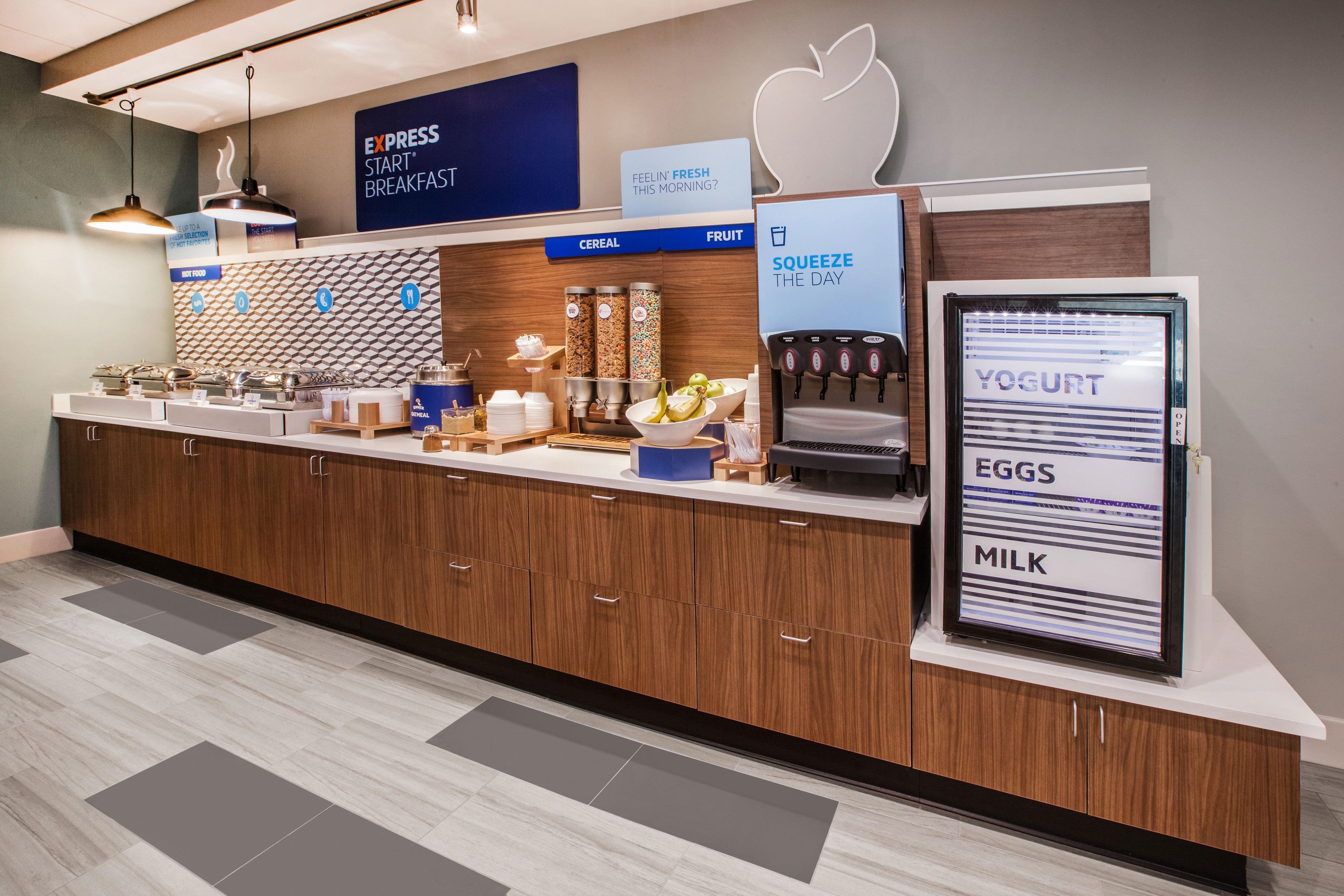 Holiday Inn Express & Suites Marion Northeast By Ihg Eksteriør billede