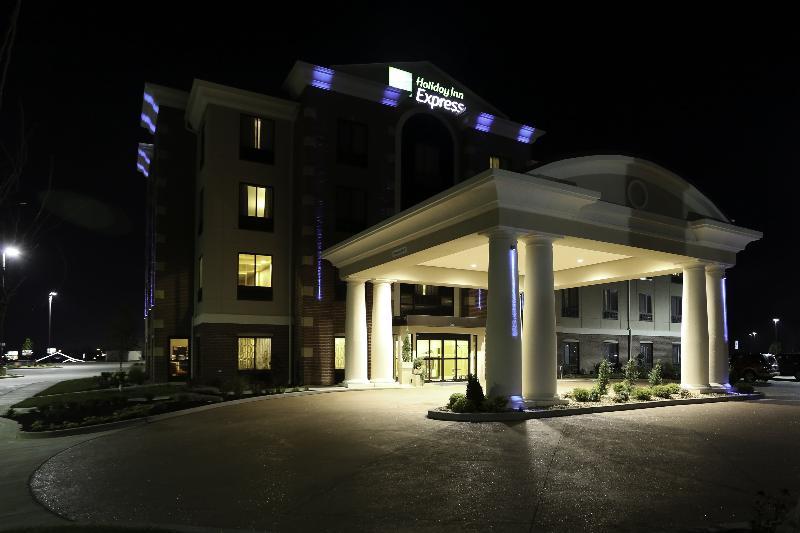 Holiday Inn Express & Suites Marion Northeast By Ihg Eksteriør billede